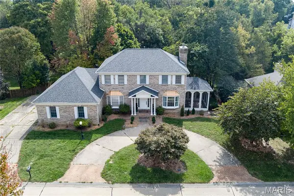 124 Forest Grove Drive, Glen Carbon, IL 62034