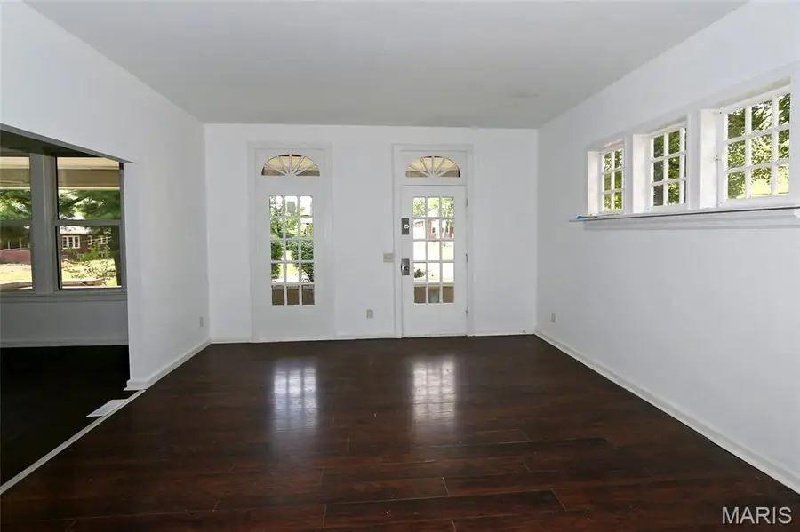 2633 Terrace Lane, Jennings, MO 63136 - Image #2