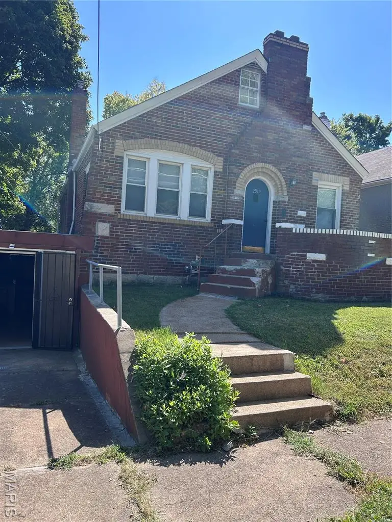 2912 Lincoln Avenue, Normandy, MO 63121 - Image #1