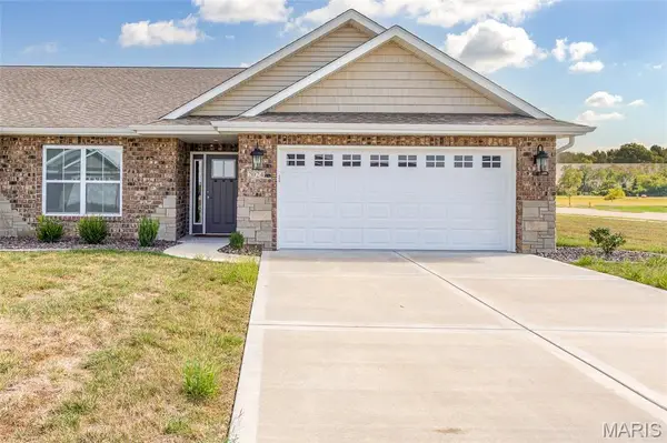 2024 Serenade, Troy, IL 62294