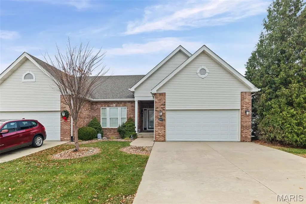 6807 Kensington Drive, Maryville, IL 62062 - Image #1