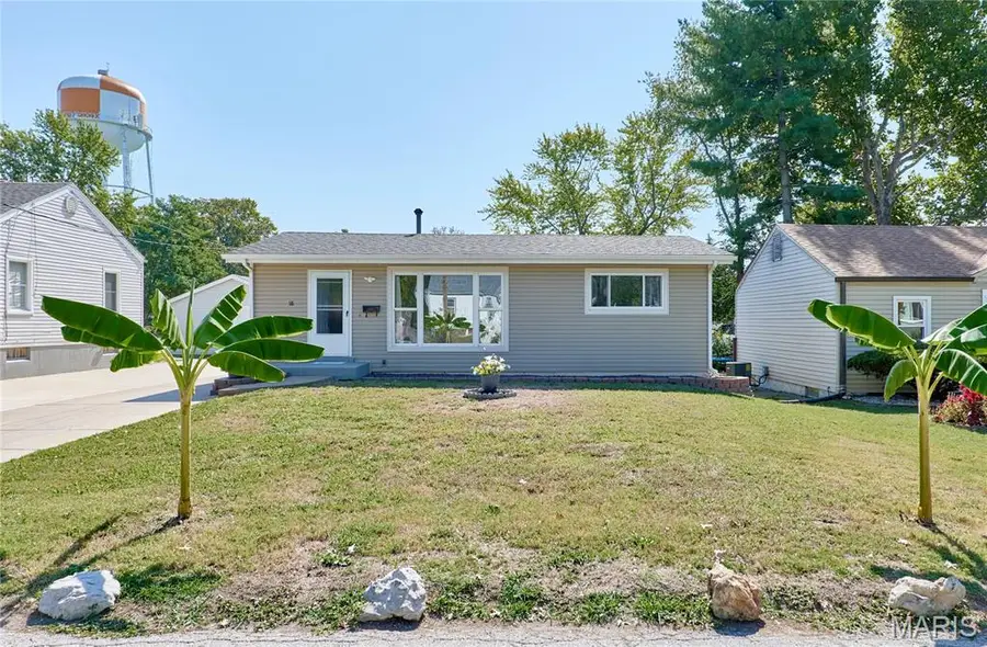 18 White Drive, Saint Louis, MO 63135 - Image #2