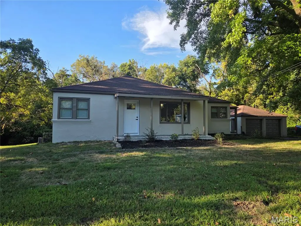 9915 North Road, Fairview Heights, IL 62208 - Image #1