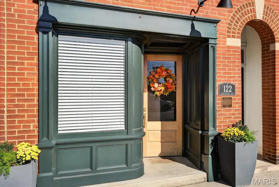 122 Mascoutah Avenue, Belleville, IL 62220 - Image #2