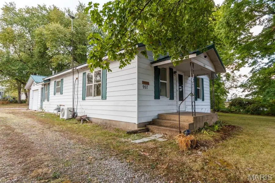 957 Wood Street, Lebanon, MO 65536 - Image #2