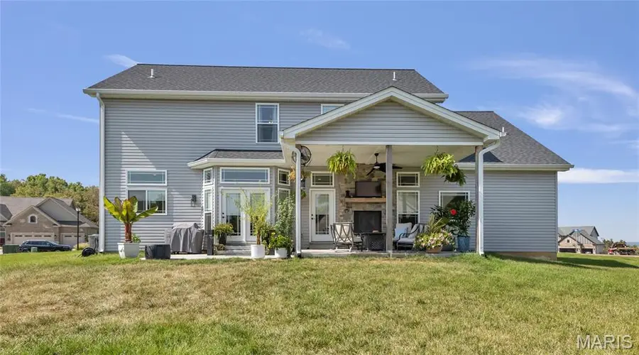 1016 Bellevaux Place, Saint Charles, MO 63301 - Image #3