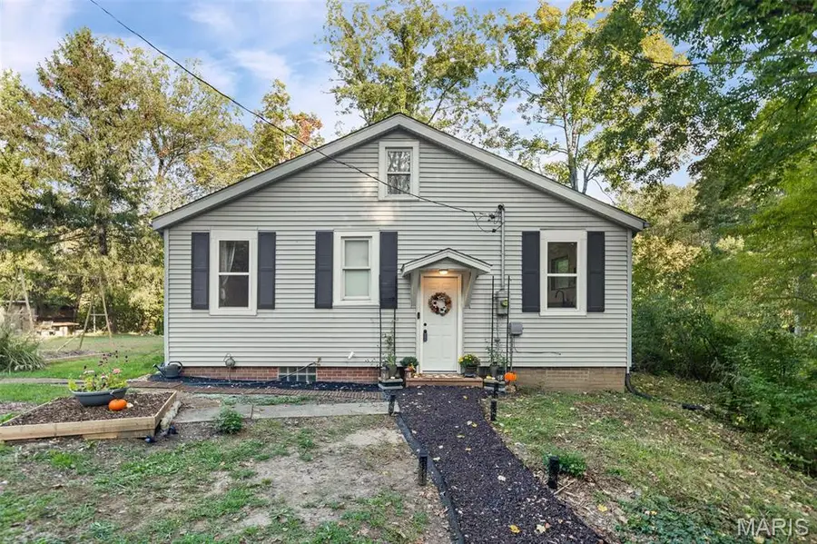 318 Union Hill Road, Fairview Heights, IL 62208 - Image #2