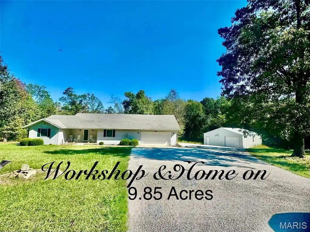 24901 Englewood Lane, Lebanon, MO 65536 - Image #1