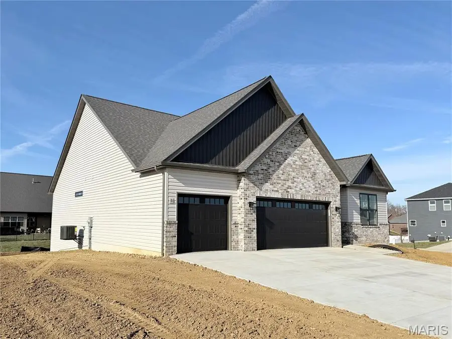 1437 Guilford Place, Troy, IL 62294 - Image #2