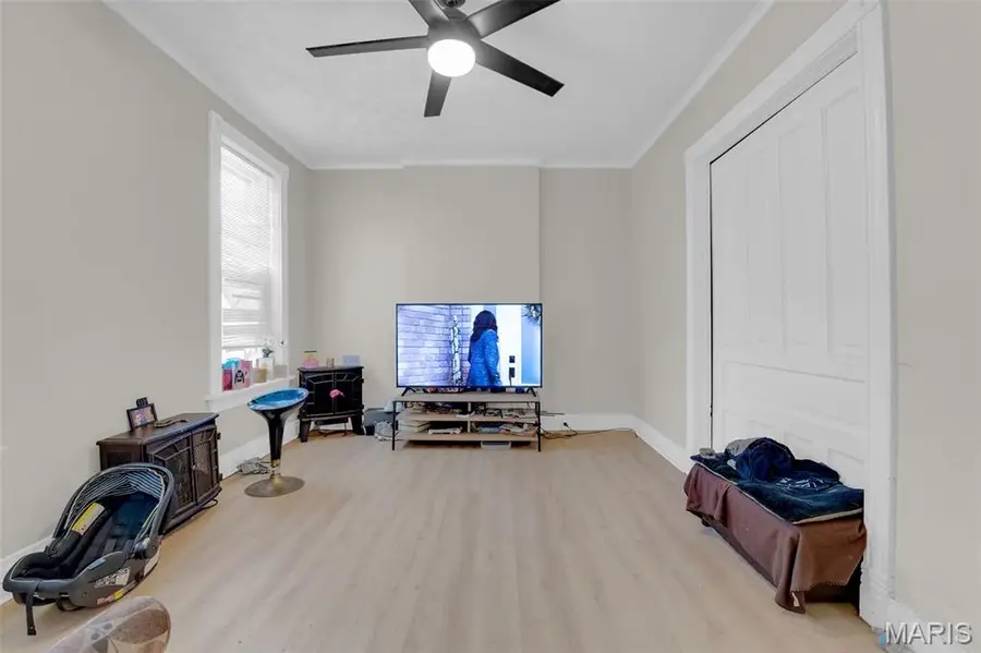 3233 Nebraska Avenue, Saint Louis, MO 63118 - Image #3