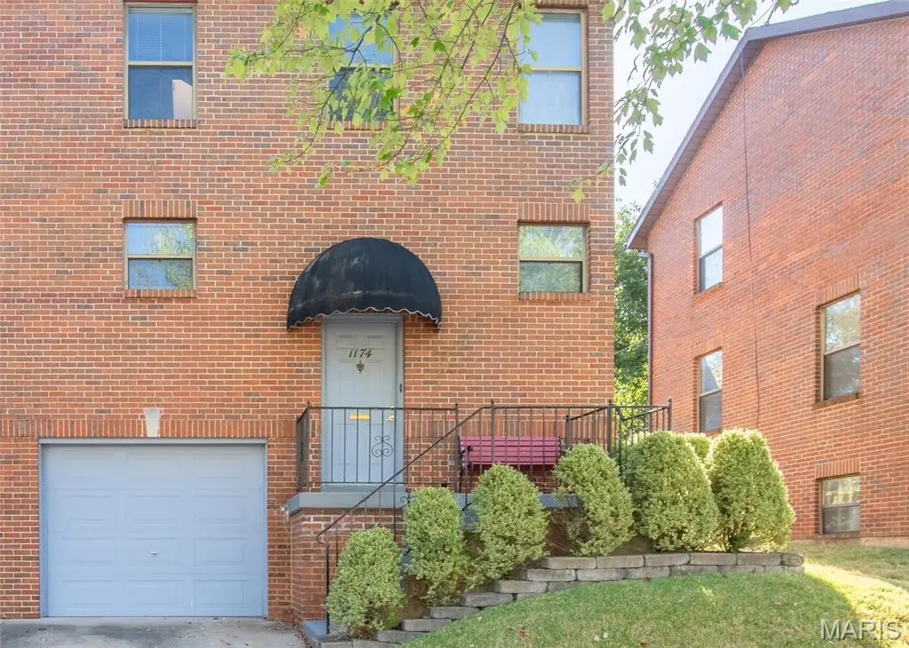 1174 Claytonia Terrace, Saint Louis, MO 63117 - Image #1