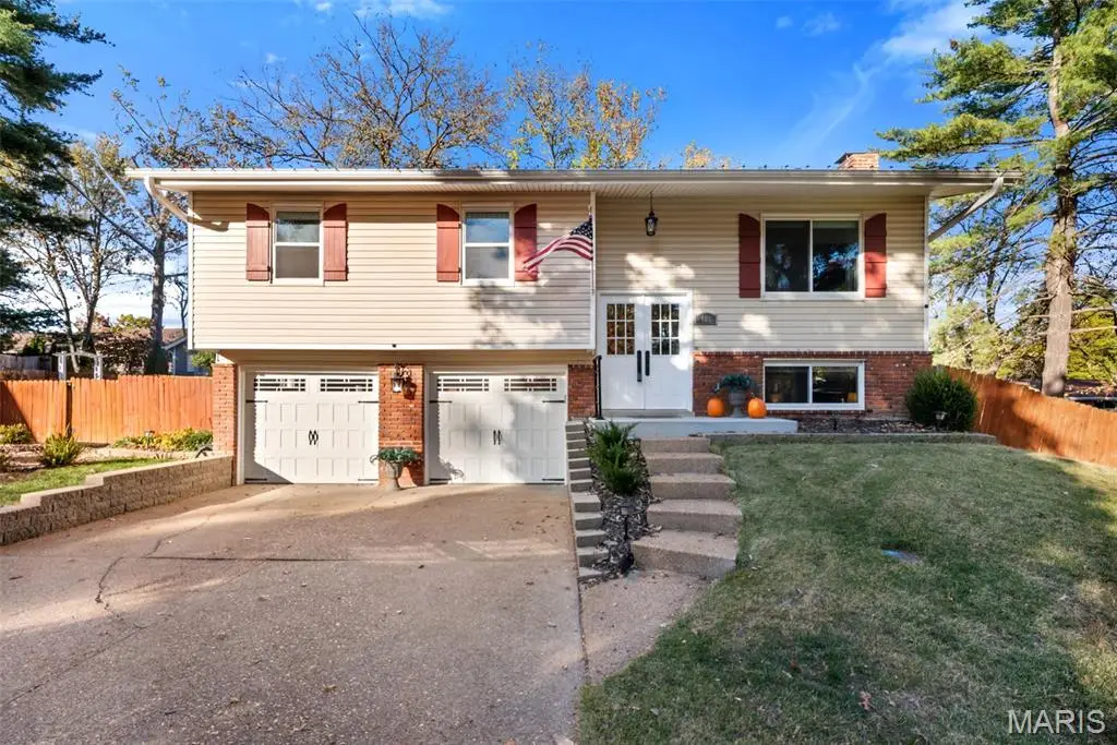 407 Tulsa Avenue, Ballwin, MO 63021 - Image #1