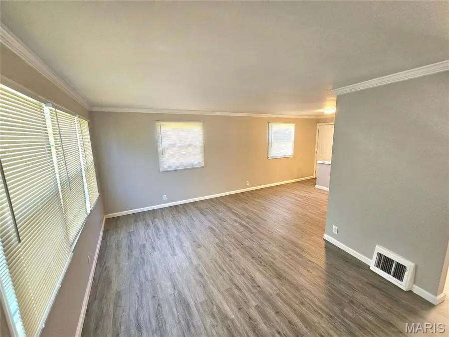 700 Chambers Road, Saint Louis, MO 63137 - Image #3