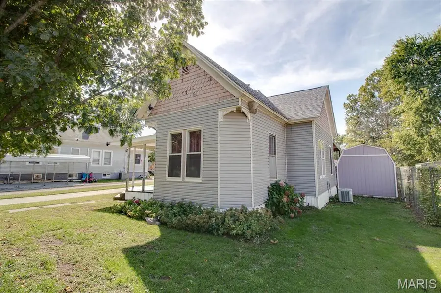 312 N Main Street, Medora, IL 62063 - Image #2