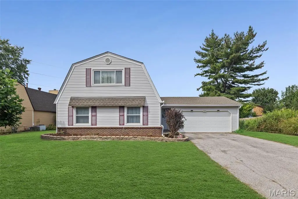 207 Country Meadow Lane, Belleville, IL 62221 - #1