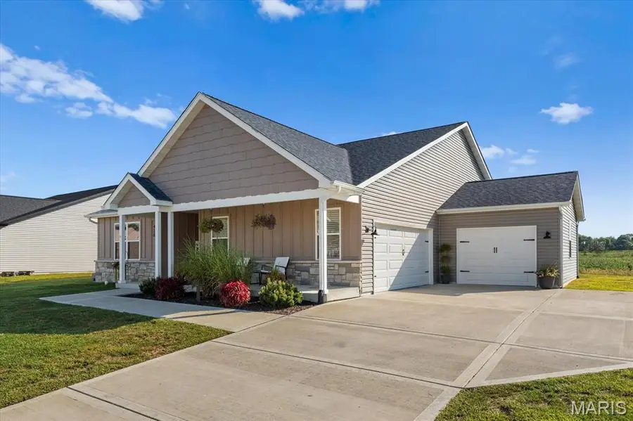 420 Foxtail Drive, Freeburg, IL 62243 - Image #2