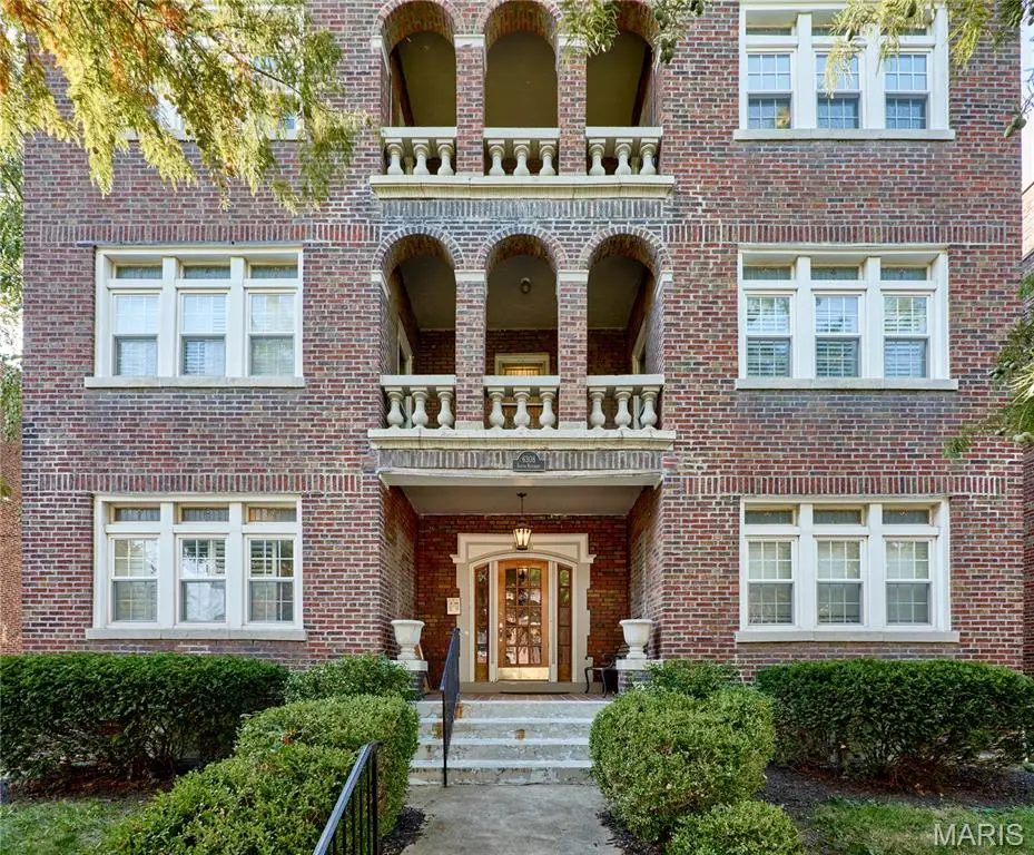 6308 S Rosebury Avenue #3E, Clayton, MO 63105 - Image #1