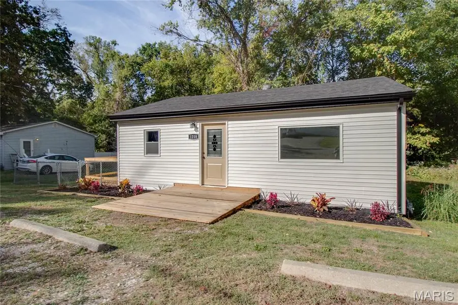 1218 East Drive, Cottage Hills, IL 62018 - Image #3