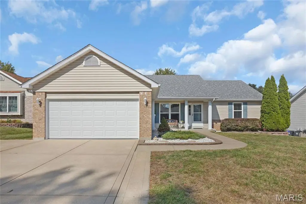 307 Santa Fe Trail Drive, Saint Peters, MO 63376 - Image #1