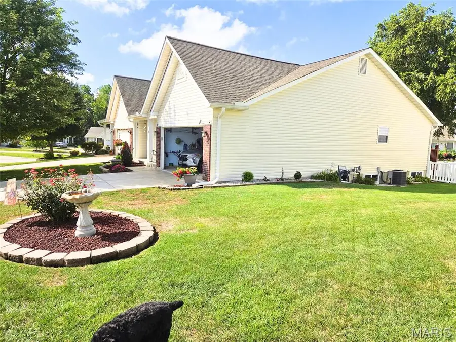 72 Green Park Lane #28B, Ofallon, MO 63366 - Image #2