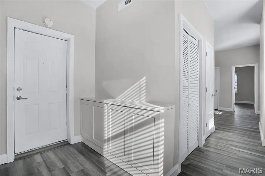 2519 S 9th Street, Saint Louis, MO 63104 - #3