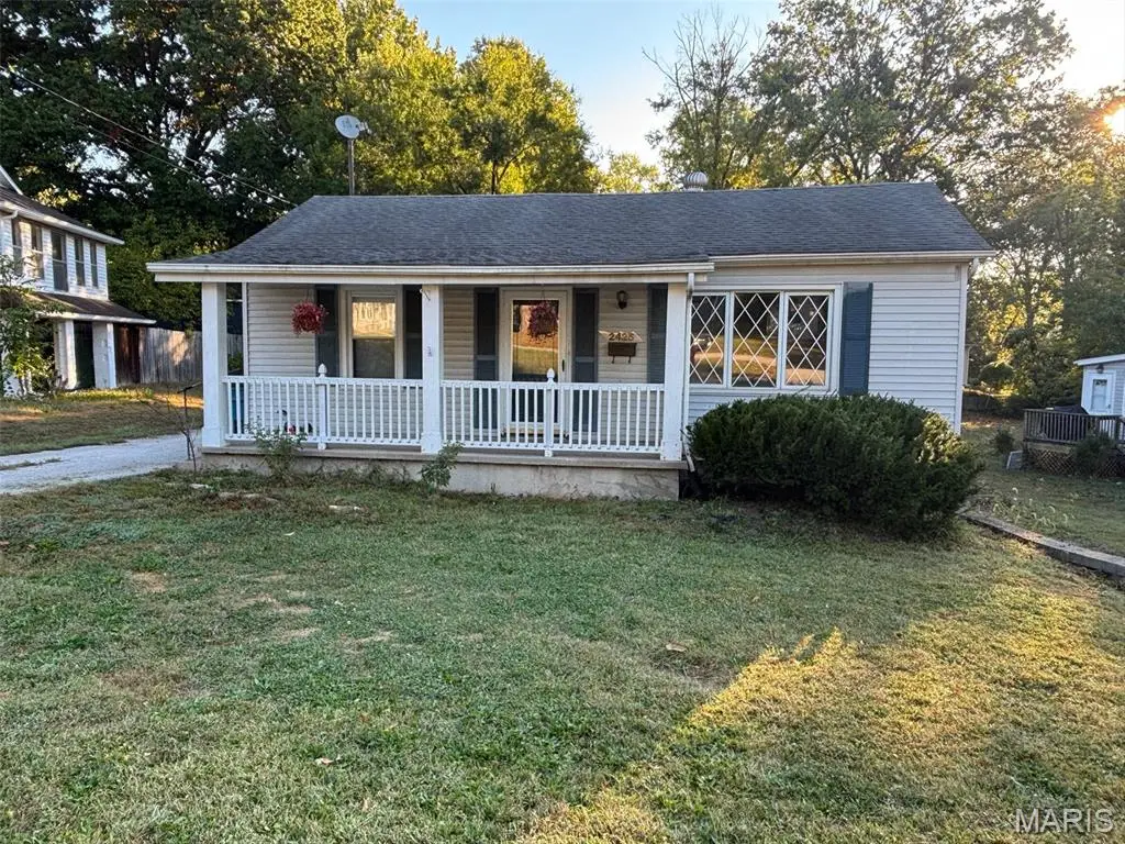 2425 La Salle Drive, Alton, IL 62002 - Image #1