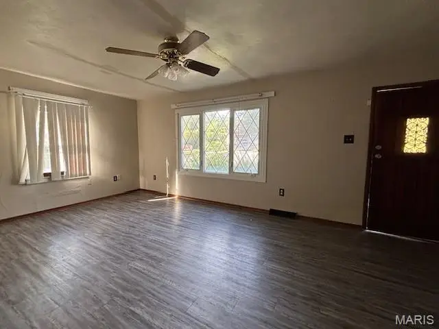 2425 La Salle Drive, Alton, IL 62002 - Image #3