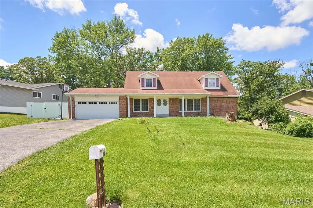 449 Wildwood Parkway, Ballwin, MO 63011 - Image #1