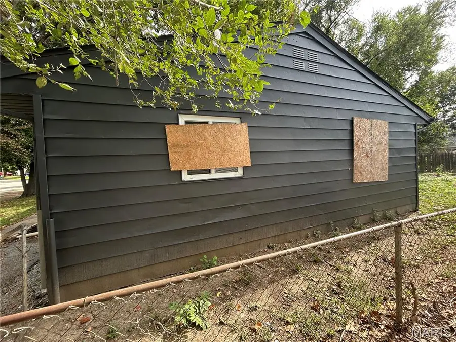 1710 Parklane Drive, Cahokia, IL 62206 - Image #2