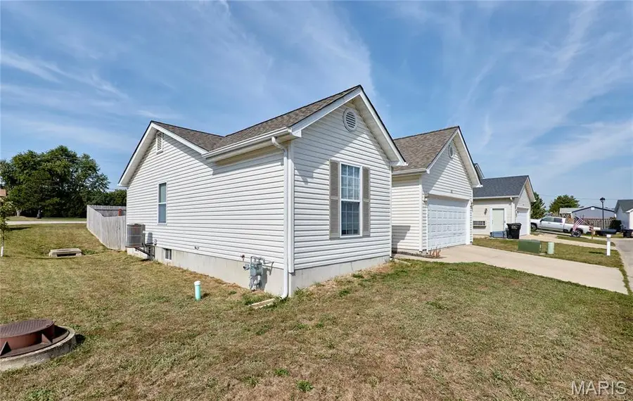 101 Equestrian Drive, Winfield, MO 63389 - Image #2