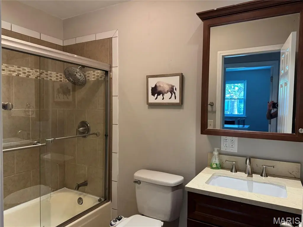 406 Pennsylvania Avenue, South Roxana, IL 62087 - Image #1