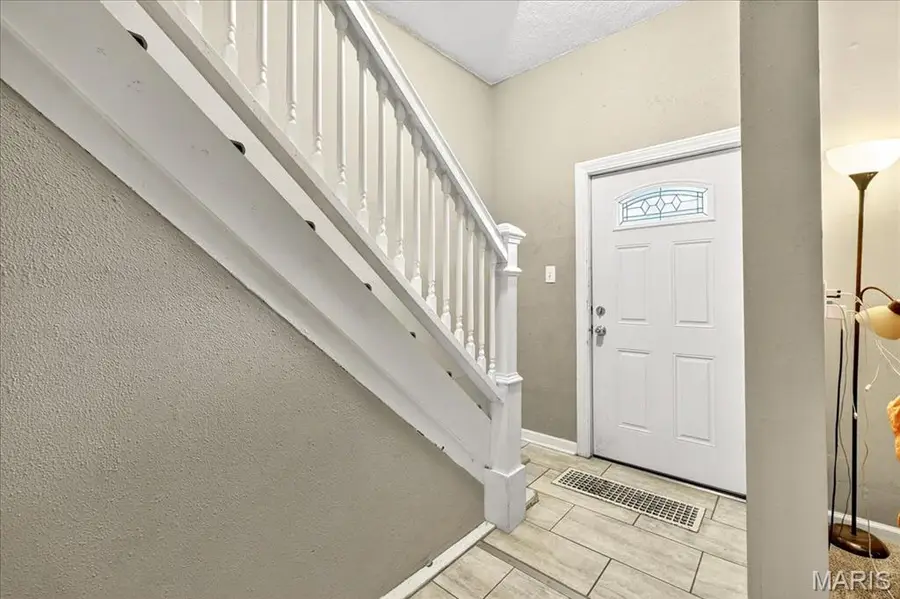 2435 Ackerman Avenue, Saint Louis, MO 63114 - Image #3