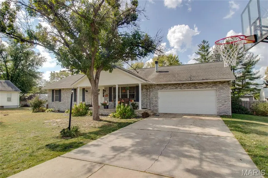 310 S Clinton Street, Bunker Hill, IL 62014 - Image #3