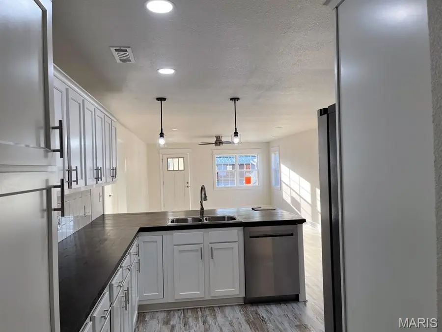 121 S Poplar, Dexter, MO 63841 - Image #3