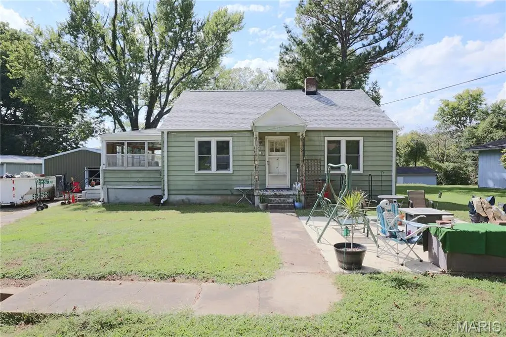 301 E Cape Rock Drive, Cape Girardeau, MO 63701 - Image #1