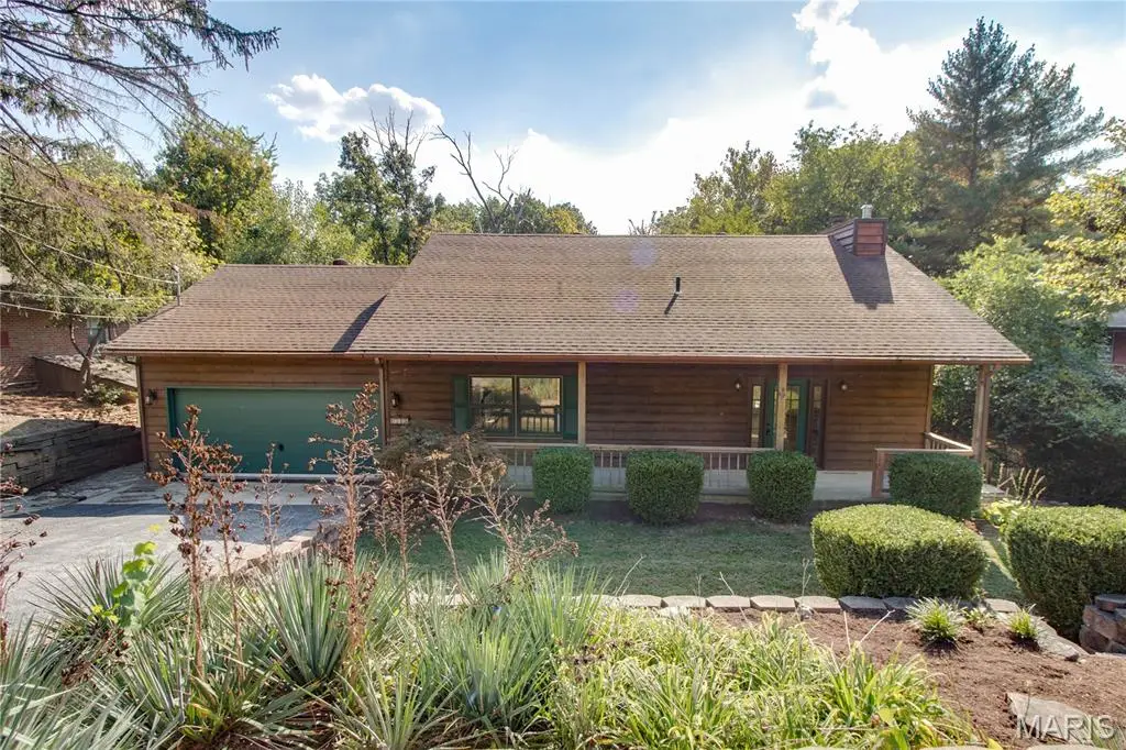 2310 Fairview Drive, Alton, IL 62002 - Image #1