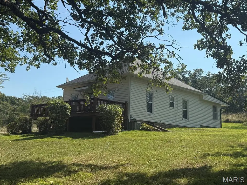 2731 Highway Ee, Iberia, MO 65486 - Image #1
