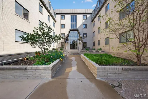 4355 Maryland Avenue #404, St Louis, MO 63108