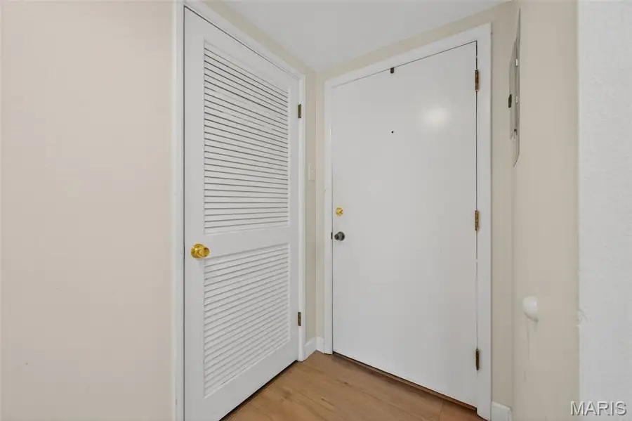 4355 Maryland Avenue #404, Saint Louis, MO 63108 - Image #3