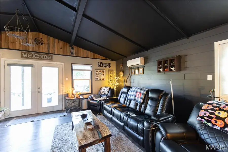 50 Indian Hills Drive, Cuba, MO 65453 - Image #3