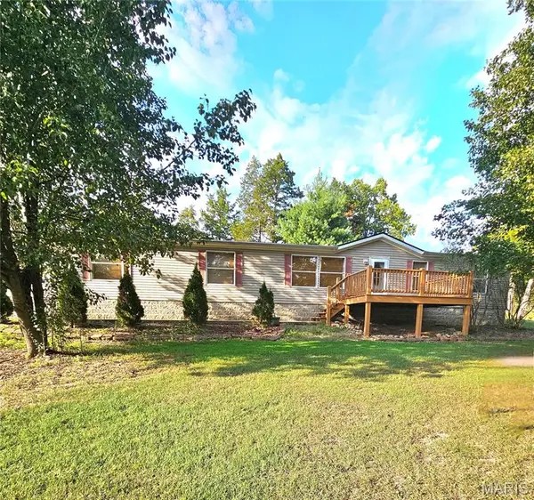 10723 Calvey Hills Road, Catawissa, MO 63015