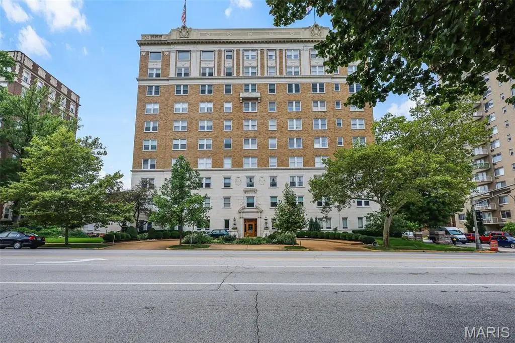 709 S Skinker Boulevard #601, Saint Louis, MO 63105 - Image #1
