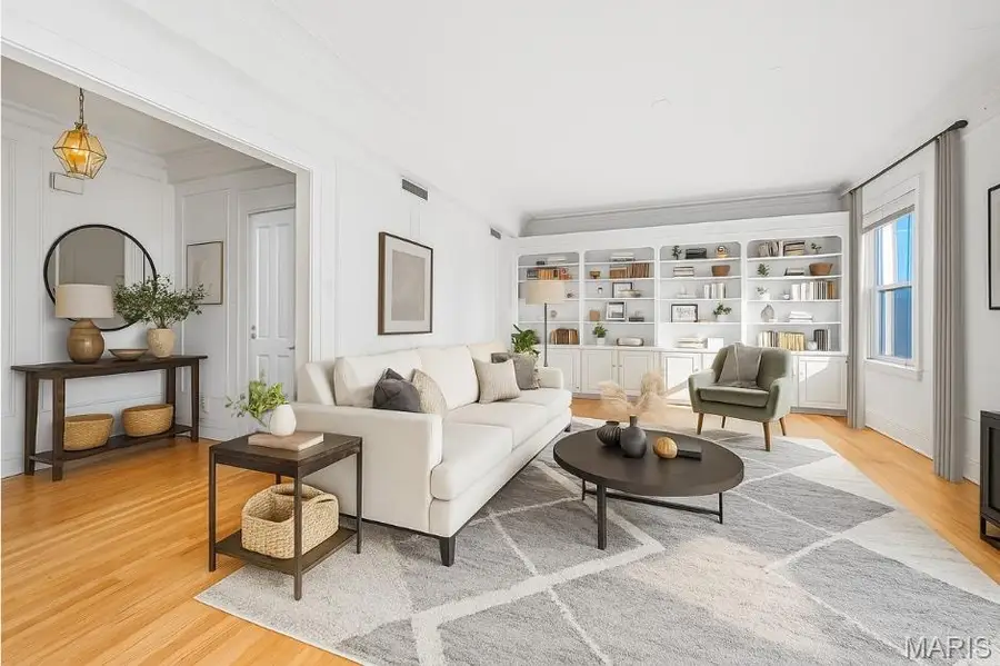 709 S Skinker Boulevard #601, Saint Louis, MO 63105 - Image #2