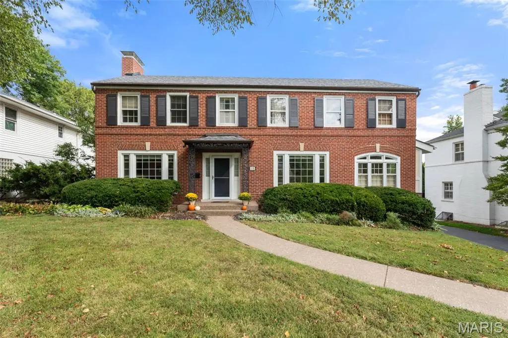 28 Berry Road Park, Glendale, MO 63122 - #1