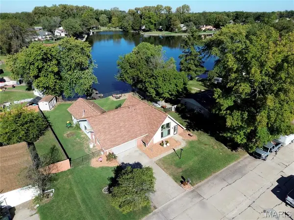 137 Arlington Drive, Granite City, IL 62040