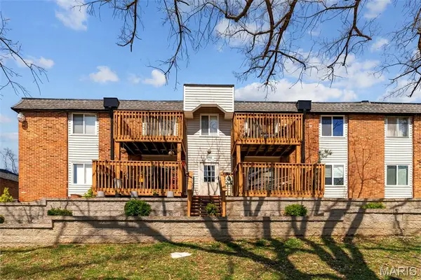 2793 Blackforest Drive #B, St Louis, MO 63129