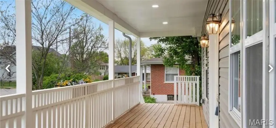 1048 Martha Lane, Saint Louis, MO 63119 - Image #2