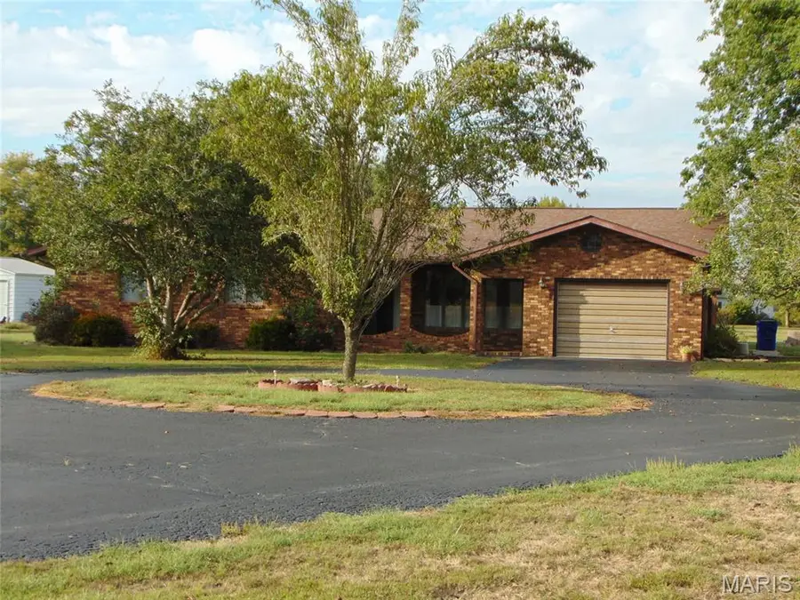 4077 State Route 154, Pinckneyville, IL 62274 - Image #3
