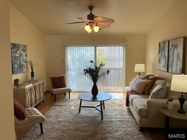 4304 Inlet Isle, Florissant, MO 63034 - Image #3