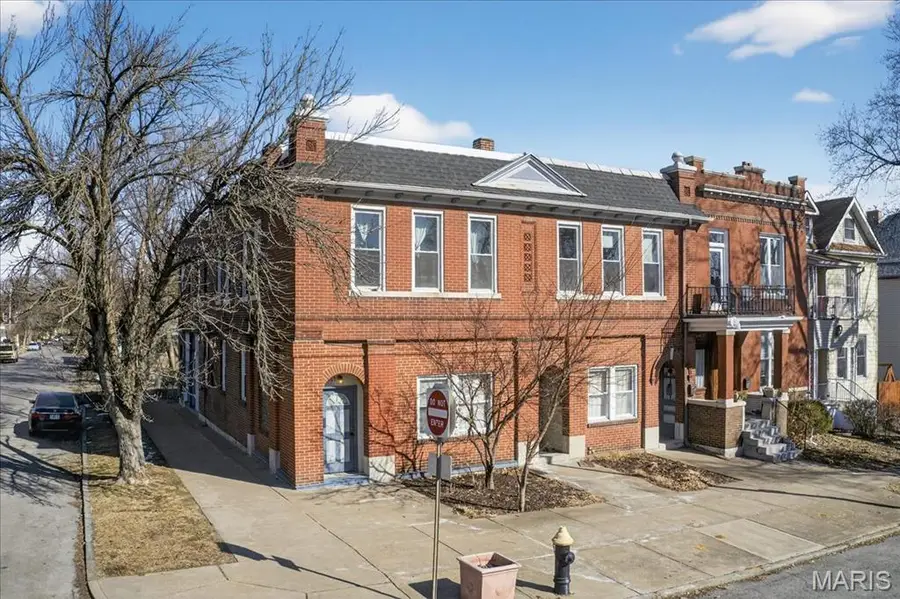 4067 Connecticut Street, Saint Louis, MO 63116 - #2